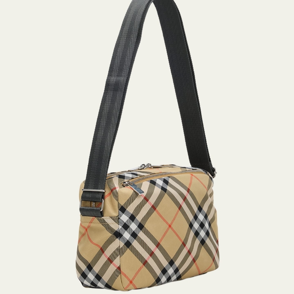 Burberry Essential Crossbody